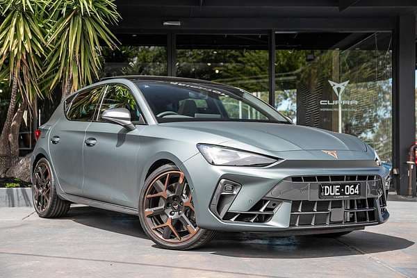 2025 CUPRA Leon