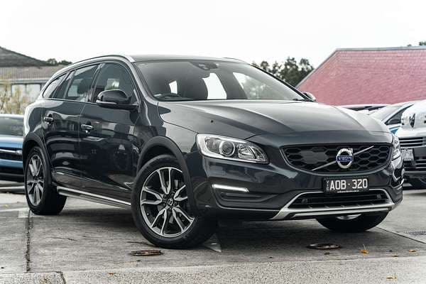 2017 Volvo V60 Cross Country